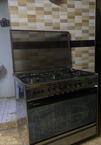 طباخ خمس عيون • مستعمل جيد • قابل تفاوض