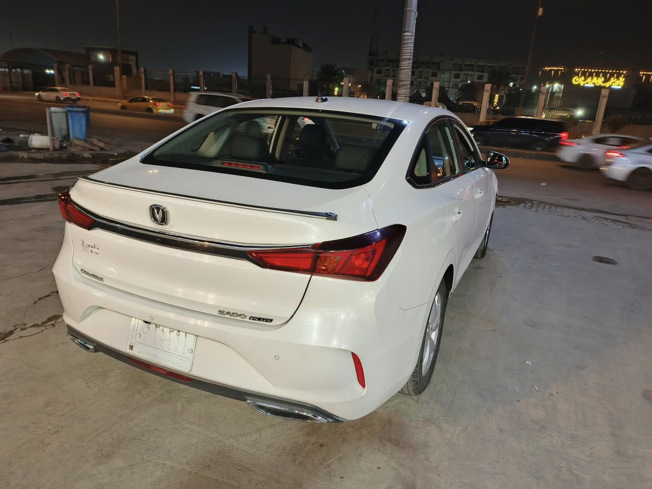 السلام عليكم شانجان ايدو بلاس موديل 2024 ابيض اللون ماشيه 69 حرة  السونار مرفق  ويا الصور بدون دواخل تصليح الشركه السعر  100 ورقه قفل كير ومحرك مكفولات وتخم تاير جديد تبريد ثلج رقمي *********** مكان السياره بغداد حي الجهاد الشراي يتصل واتساب او رقم  تعديل ع المنشور السابق بسبب عدم تواجد السونار
