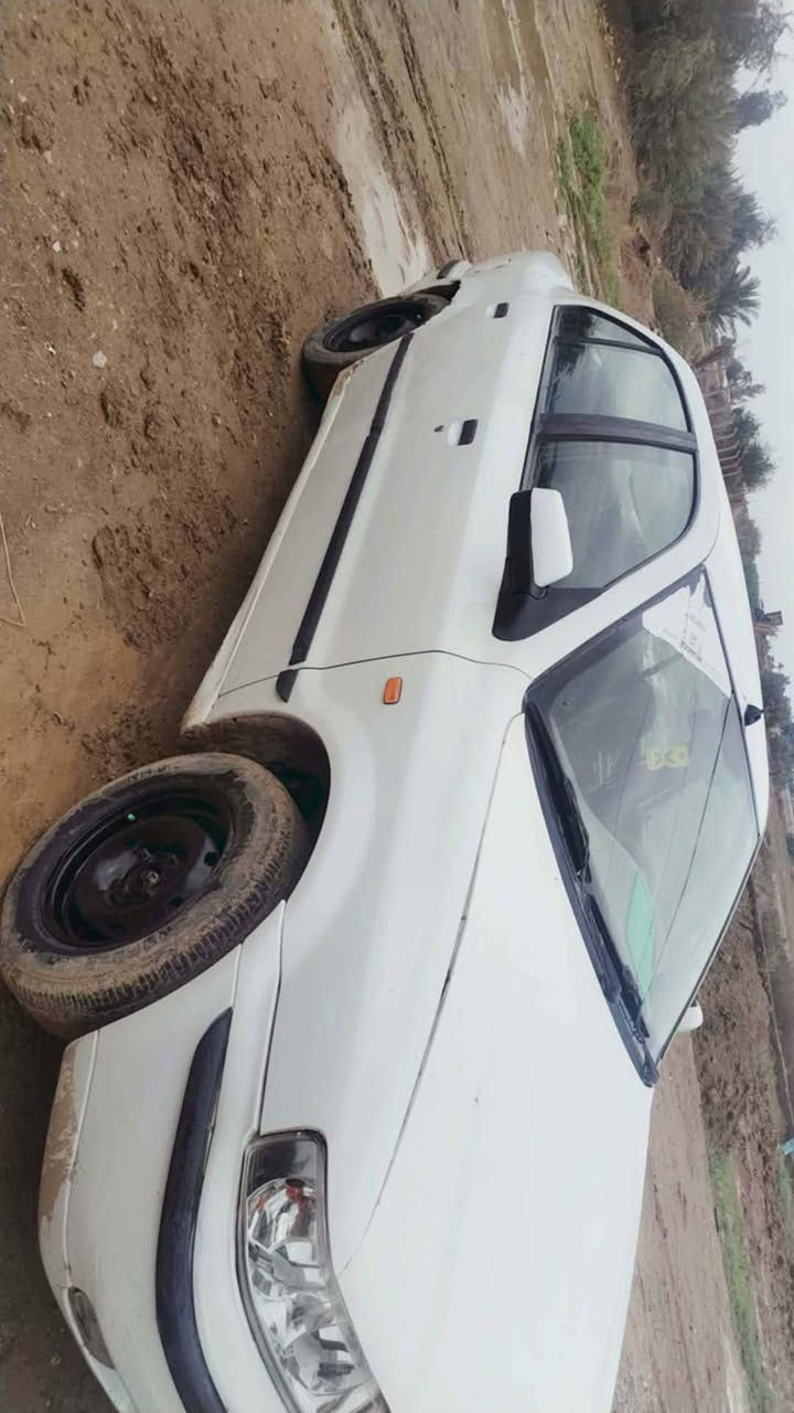 السلام عليكم سمند 10رقم قادسيه
كير ومكينه وتخم تاير شرط 
سياره بلاديه
السعر 30وبيها مجال بصيط
***********
