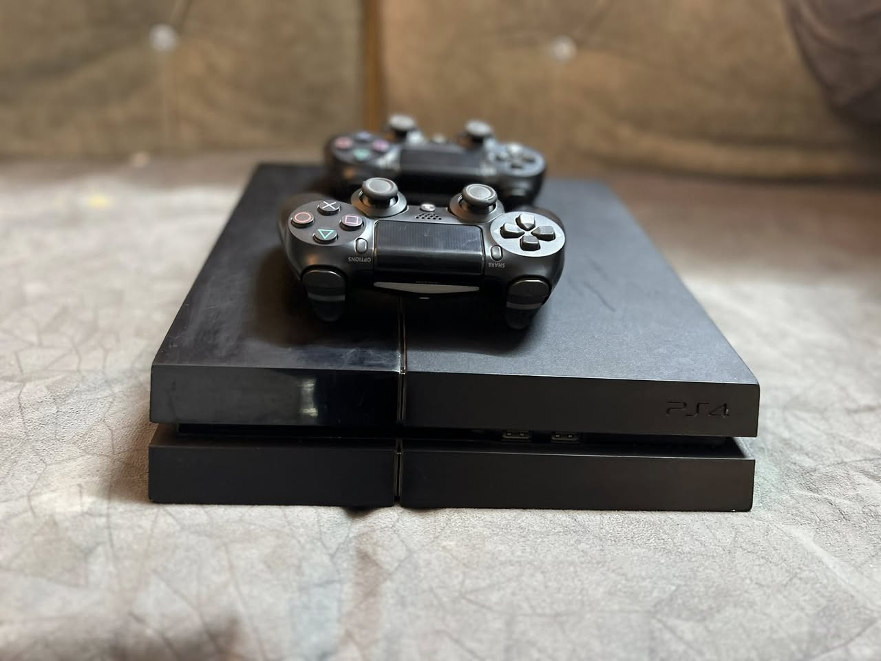 سلام عليكم بلي فور بصمه للبيع
ملحقات كامله السعر 250 
وبي مجال مكاني بعقوبه التحرير 
***********
