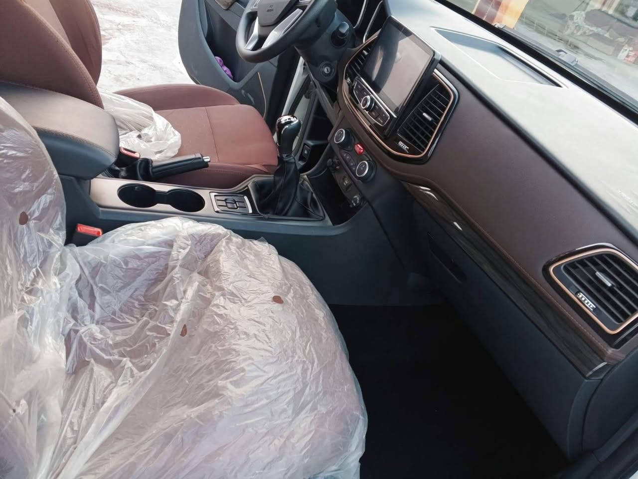 تير الورد zx موديل 24 ماشيه 5 
تلاف سيارة زيرو دهن الشركه بعده بيه والعافيه على الياخذه سيارة كارتون حته نايلون الشركة بعده عليه حره  تترقم بسم المشتري واني مكلف بالنشر السيارة مو الي وهذا رقم راعيه 
***********

