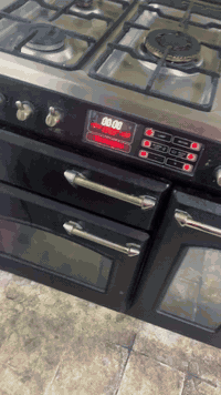 طباخ إيطالي معروف ٣ افران مكاني بغداد جديده واتساب فقط ***********
