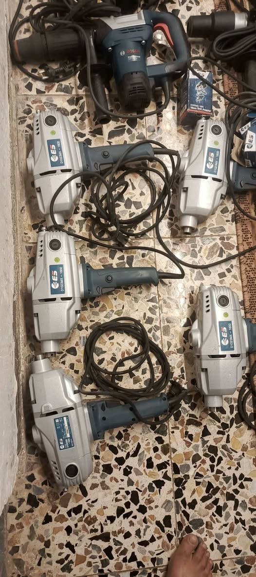 سلام عليكم 
وصول وجبه جديده من من الدريلات 
كوسرات 
دريل  شاصي 
دريل شحن لقمه 
يرهم شلع 
يرهم مفرد 
توصيل موجود الى كافه المحافضات 
***********
واتساب 
كلشي وسعر
