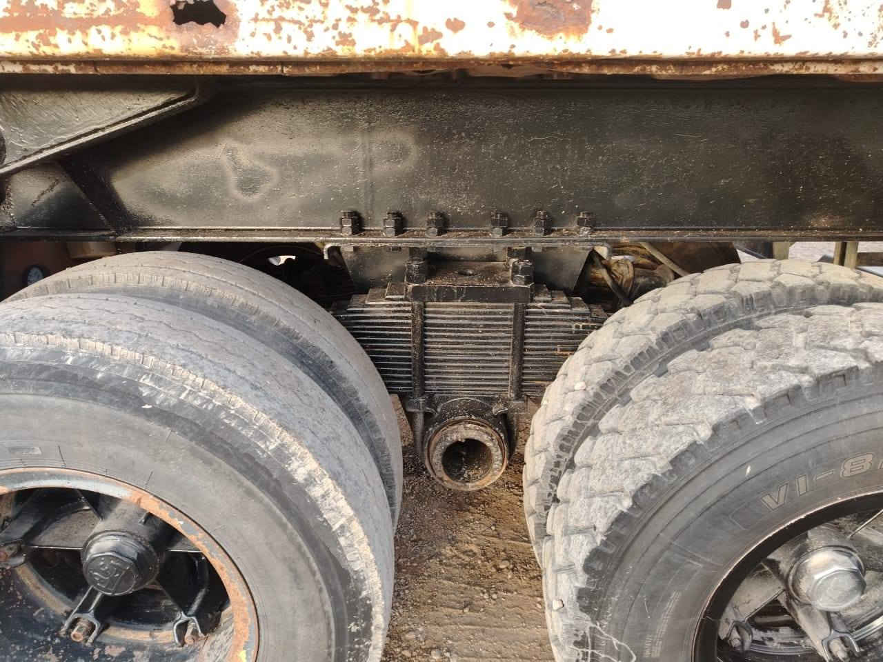 سلام عليكم عربانه للبيع ٢٠٠٤ تخم تاير ونج بلادي مكان العربانه بغداد ابو غريب رقم *********** ***********
