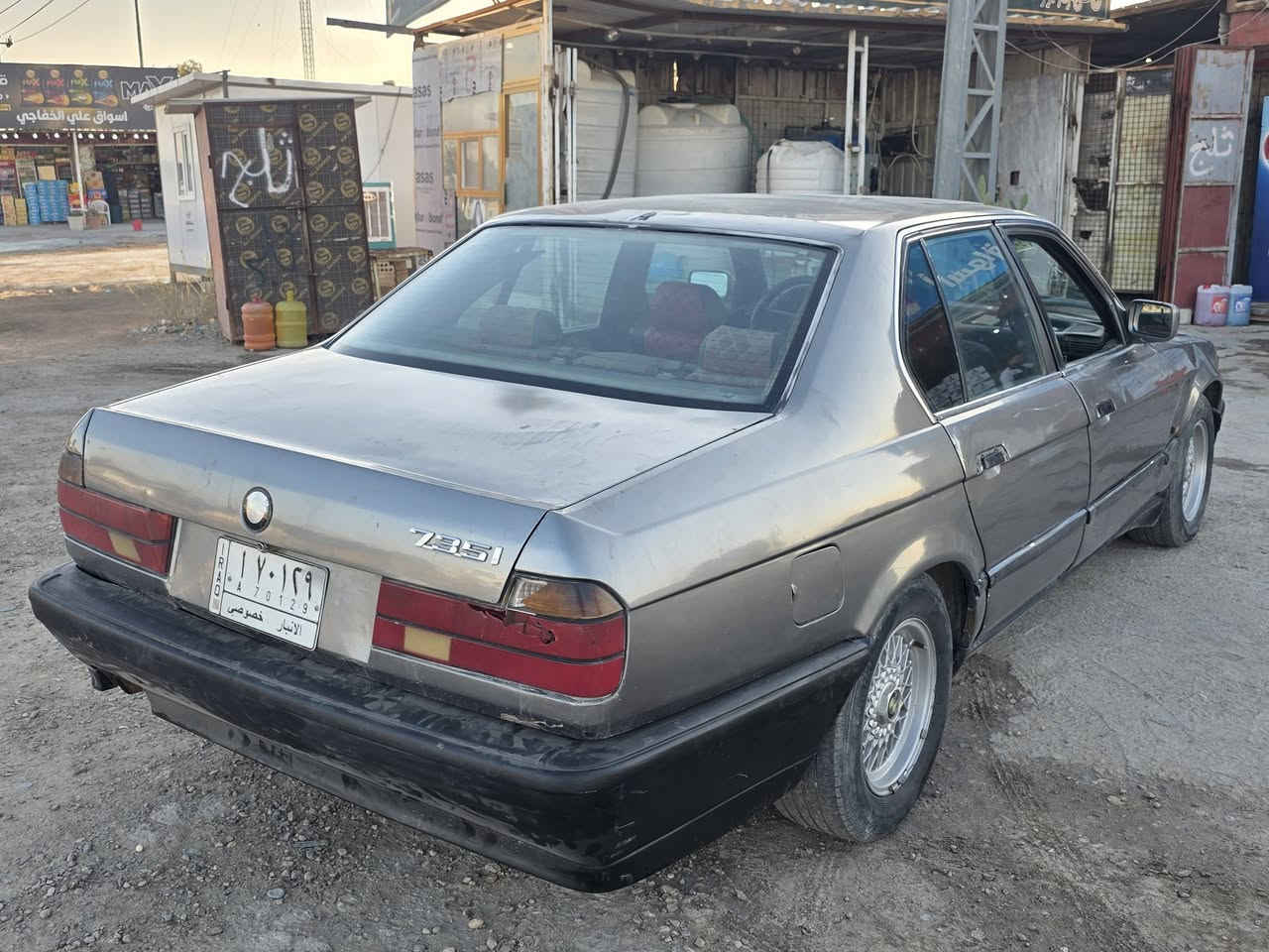 بي ام جاهزه من كلشي كير مكينه حداديه كهربائيات تايرات سياره جاهزه رقم انبار بسمي سنويه جديده مكان النجف الحيدرية ***********او ***********السعر ٣٠ورقه سريع
