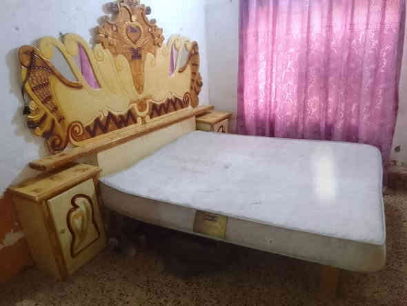 سلام عليكم غرفه اخشاب البيع السعر 400وبيهه مجال مكان قضاء الدوايه رقم التلفون‏‏‪0787 604 1872‬‏
