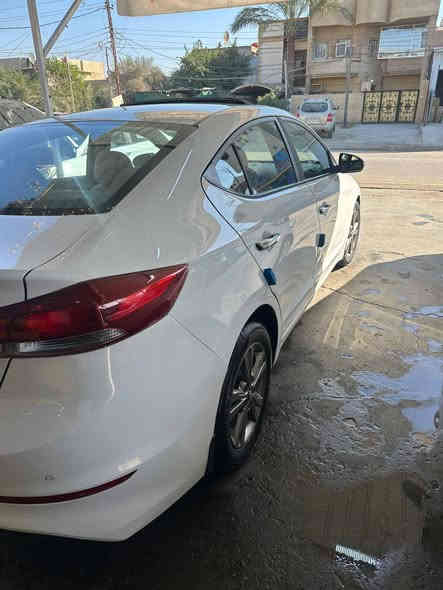 السلام عليكم
مكلف بالنشر 
الالنترا ٢٠١٧ خليجي محرك ٢٠٠٠ بيها نص باب ونص جاملغ صبغ التفاصيل موضحة بالفيديو السعر ١٣٤$ مكان السيارة بغداد العامرية 
للاستفسار ***********
