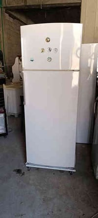 ثلاجة فيستيل • ١٨ قدم • سۆران بەرزێوە