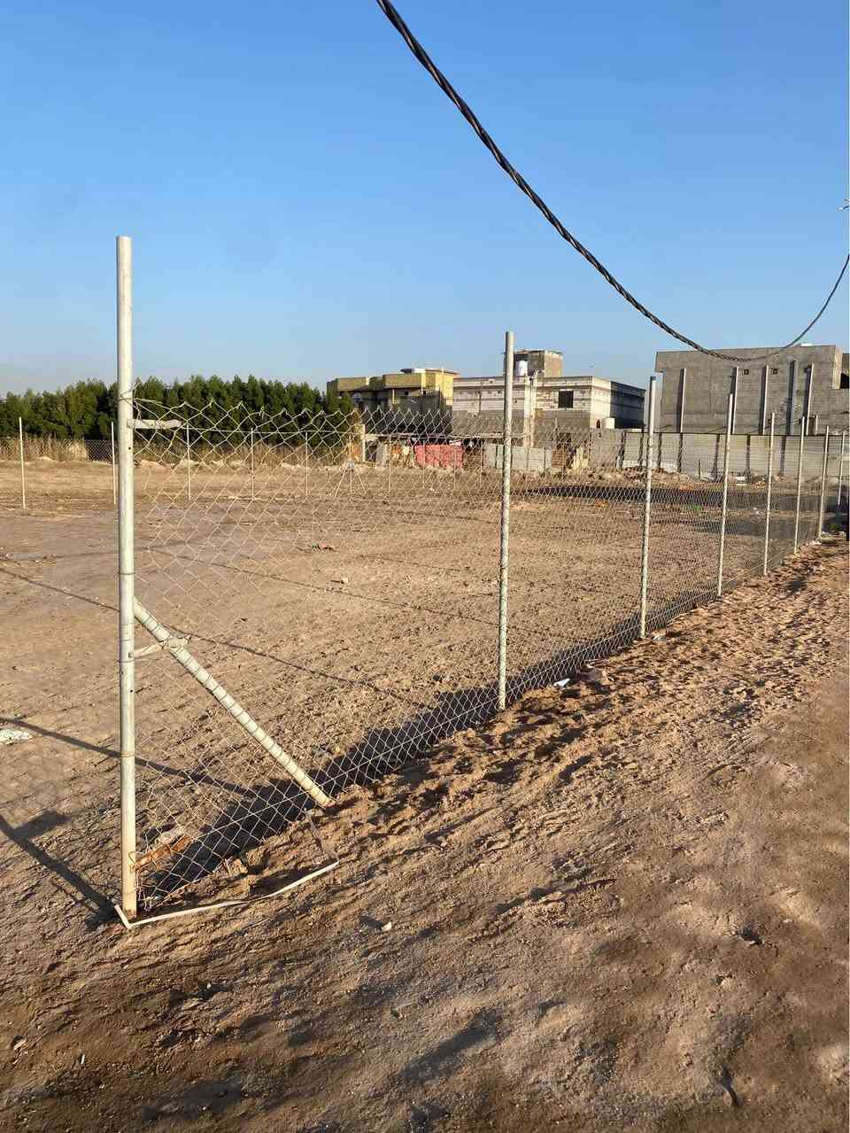 ارض ركن للبيع المساحه 1450 متر  مسيجه وكامله متوفر خدمات  العنوان البصره الجزيزه الحوطه الريان 
جنس العقار طابو ملك صرف زراعي اسم عراقي 
هاتف *********** البصرة, العراق
