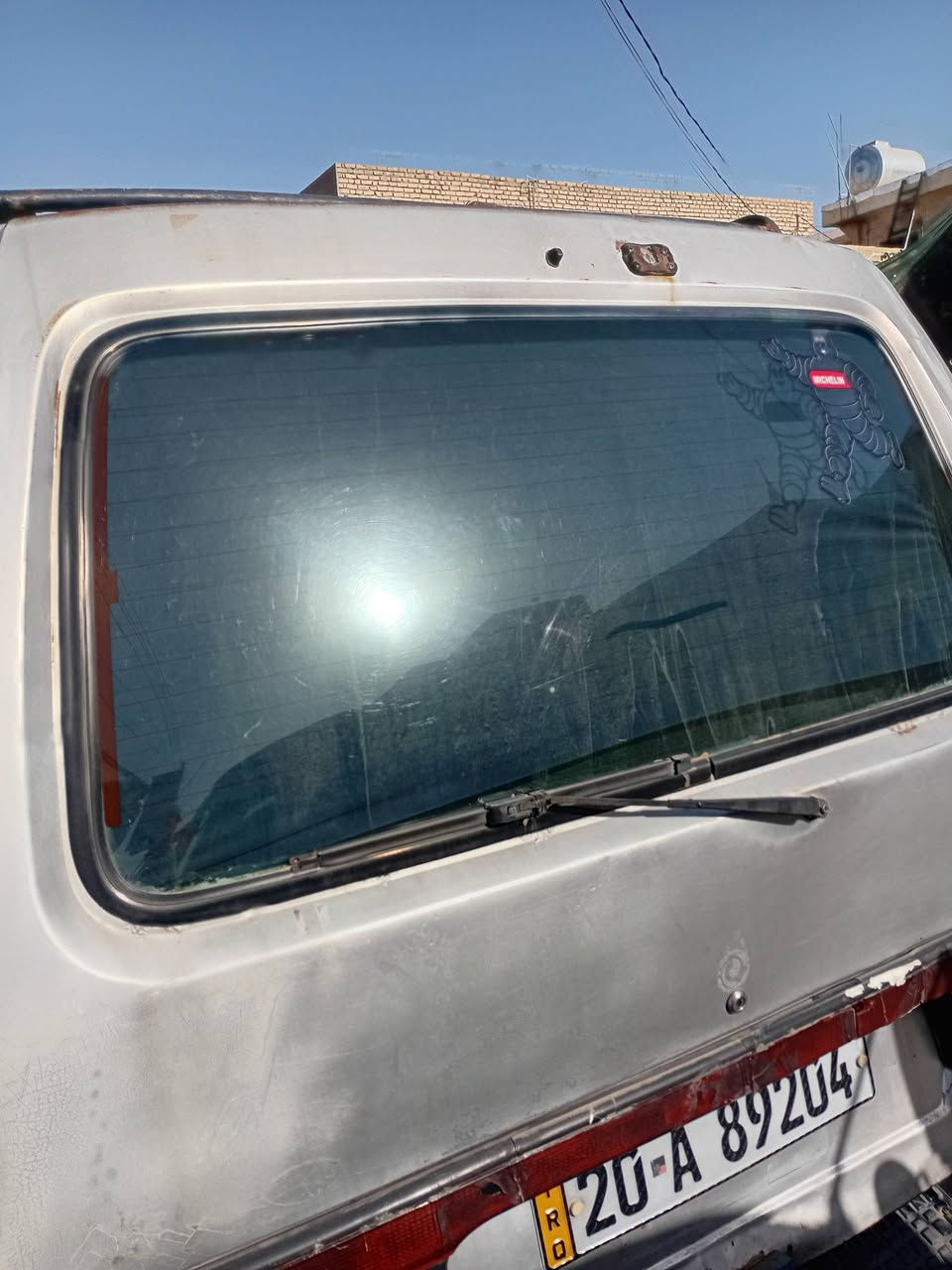 سياره ٩٤ للبيع مكاني الدجيل السياره  ب اسمي مكاني  الدجيل تلفون *********** ب ٤٠ ورقه كير محرك اكسن مكفوله
