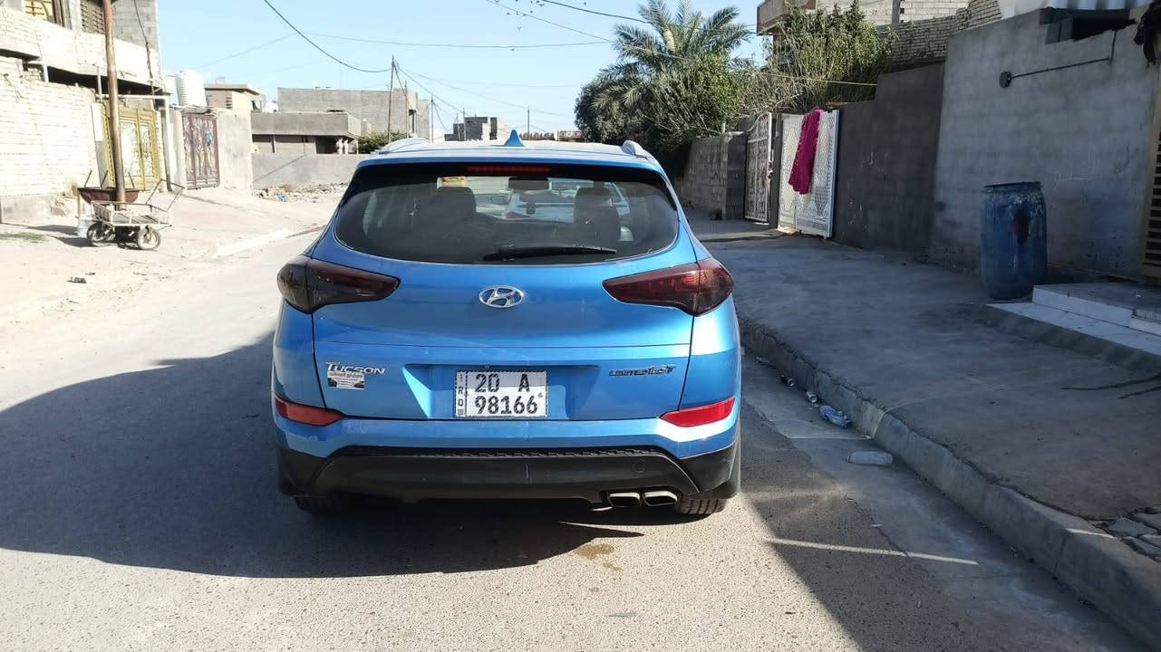 توسان ٢٠١٦
مكينه تيربو
صور الحادث مرفقه
صبغ جاملغ وبنيد
بدون دواخل
كلش خفيف
صدر أمامي وخلفي جديد تبريد ثلج تخم تاير
فول عدى الفتحه
جلد
كهرباء
بصمه تشغيل وبوب
مكاني التاجي *********** واتساب
***********
السعر ١٣٨
مراوس بناصي هم يرهم
