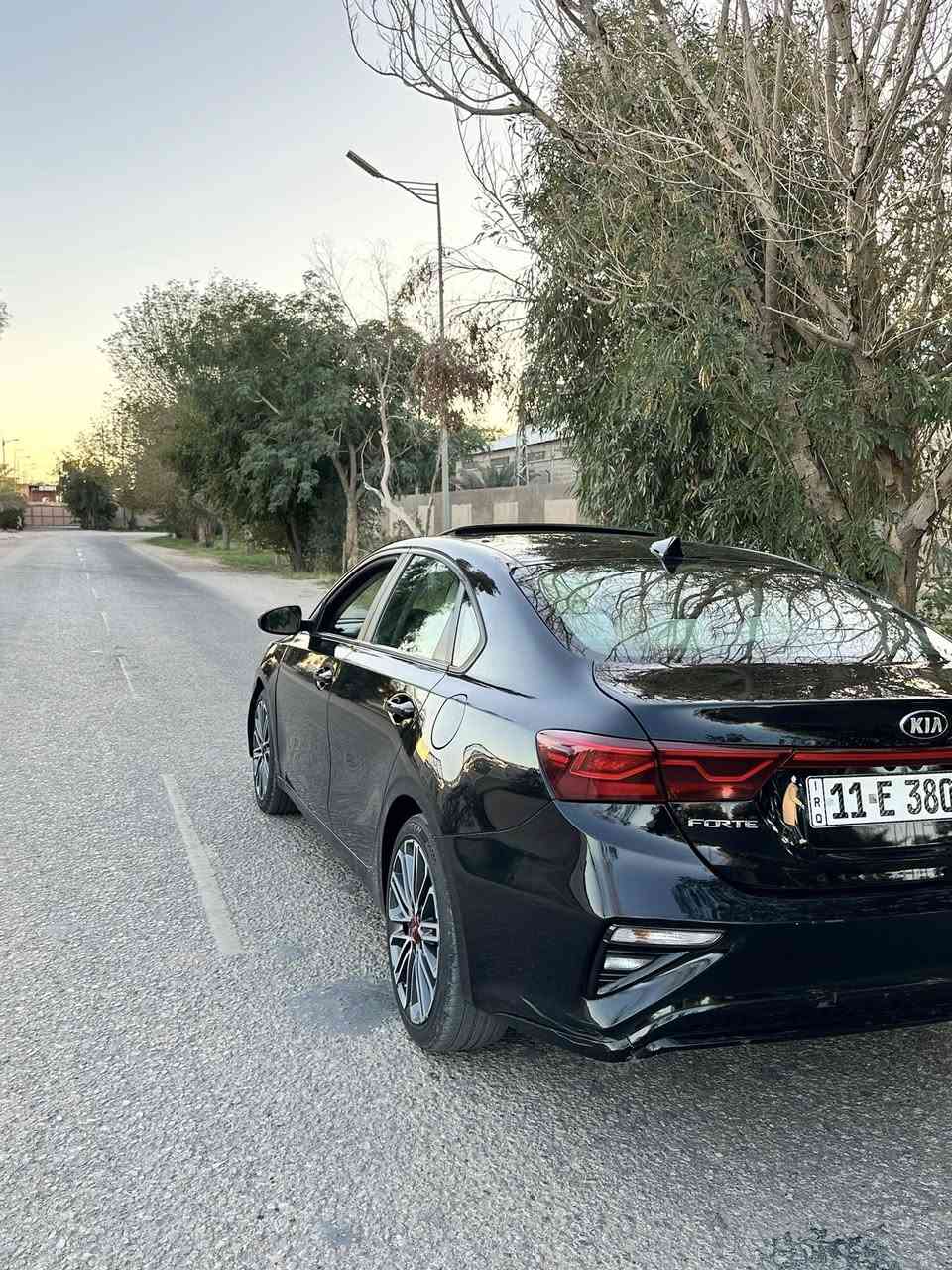 اسلام وعليكم كيا فورتي موديل 19 فول مواضفات ما عدا البصمه فتحه تحكمات ستيرن جهتين شاشه كبيره مكينه 2000 مكينه خير مـن الله مبدل فقط بنيد صور حادثها مرفوقه مع الصور مكان السياره كربلاء سعرها 135 وبيها مجال بسيط ***********
