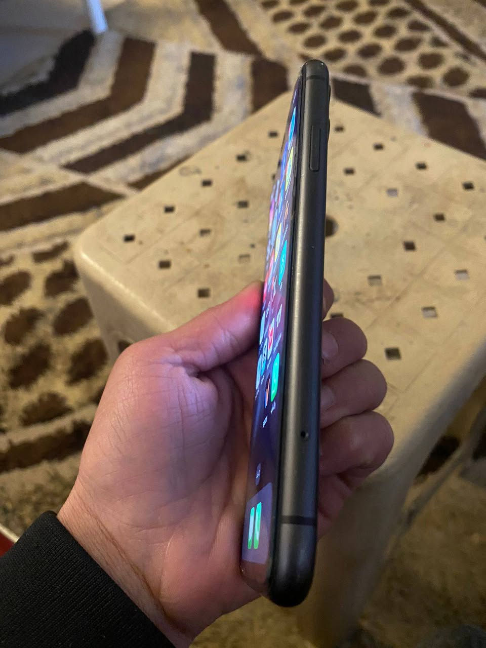 ايفون 11 ذاكره 128 بطاريه 83  لون اسود فول نضافه ممبدل بي شي مكاني بغداد حي الجهاد 
السعر 275 الف 
 ***********
