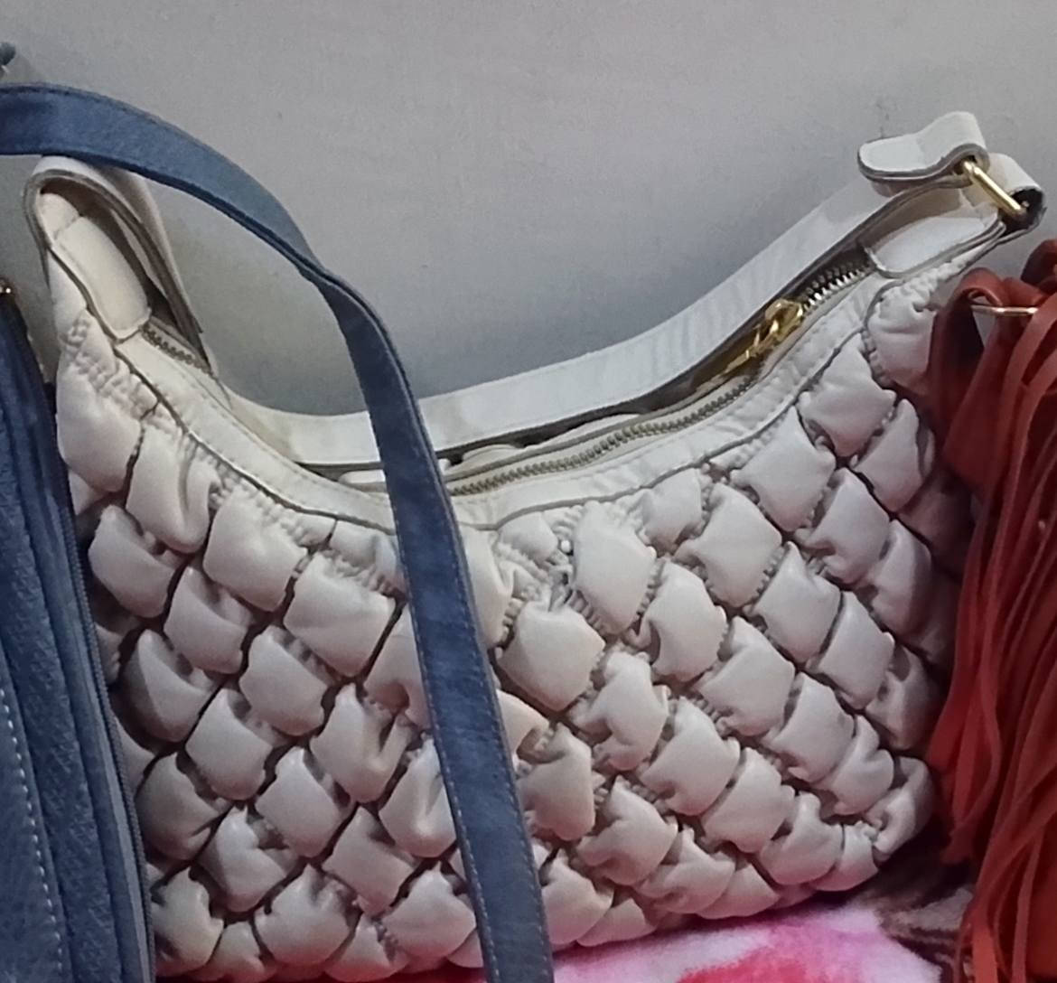 الوحده ب ٣ نضيفات كلش المكان الحريه


**إذا كنت صاحب هذا الإعلان وتريد حذفه لأي سبب، رجاءا أرسل رسالة إلى الدعم الفني**