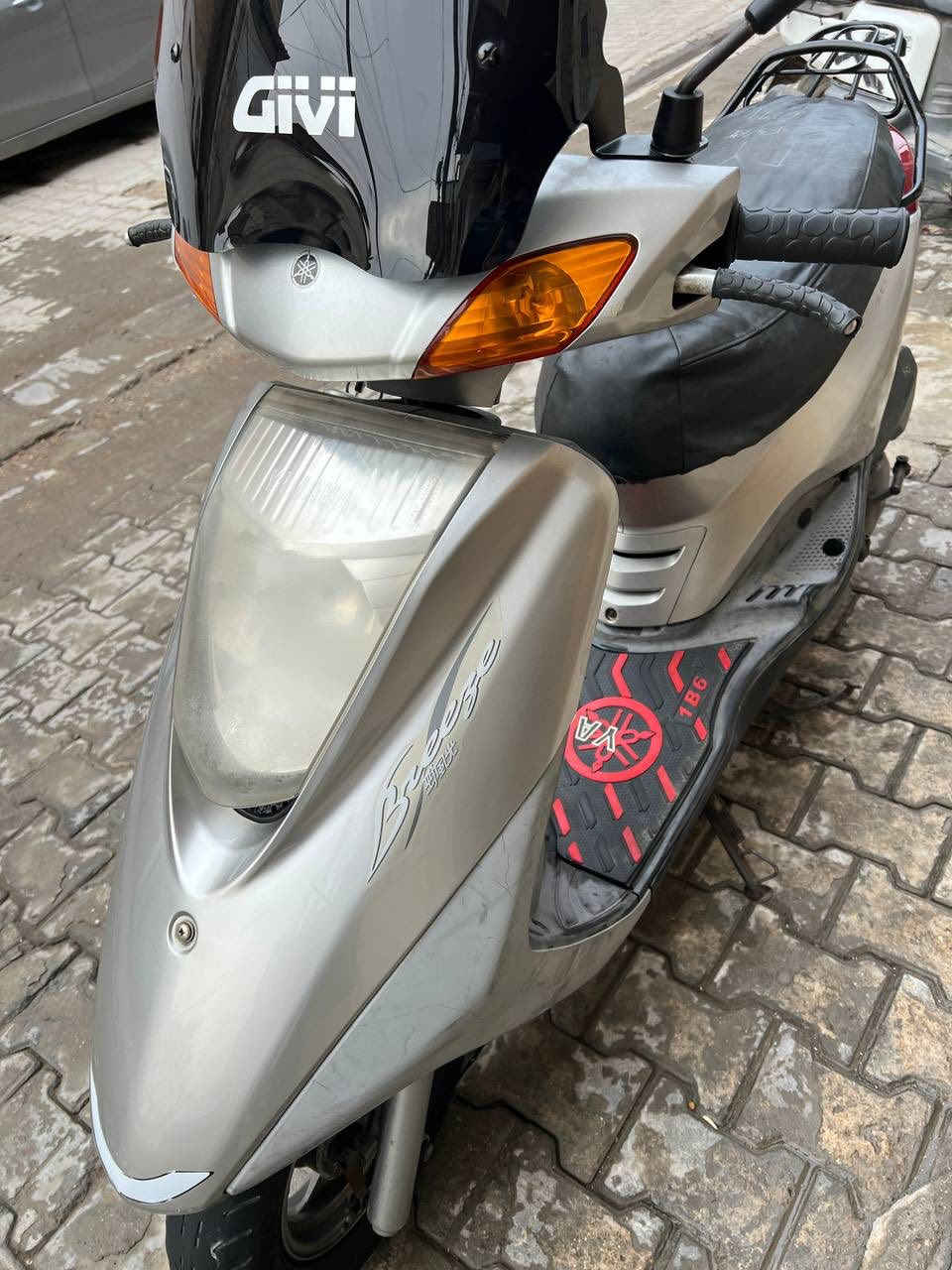 سلام عليكم
للبيع دراجة بريز رمبة ماشية 29 الف دراجة وكالة ختم واحد كفر ومكينة اسم نقص مابيهة كلشي بيهة مختوم كفرات لاكسر لاشخوط مكينة متسمع صوتهة شلعة معدل كلة بلادي بريكات تاخذهة ربع مذبلهة مرايات بلادي تايرات جلاتين كابريتر بلادي وين ميعجبك افحص تجي وتشوفة اذا بيهة غير هاذة لحجي تاخذهة بلاش اسف ع اطالة 

عنواني الحرية 

رقمي ***********
