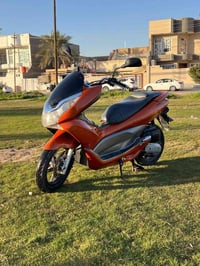 Pcx یابانی باب اول بحاله الوكالة سعر مناسب الاتصال 07749814692