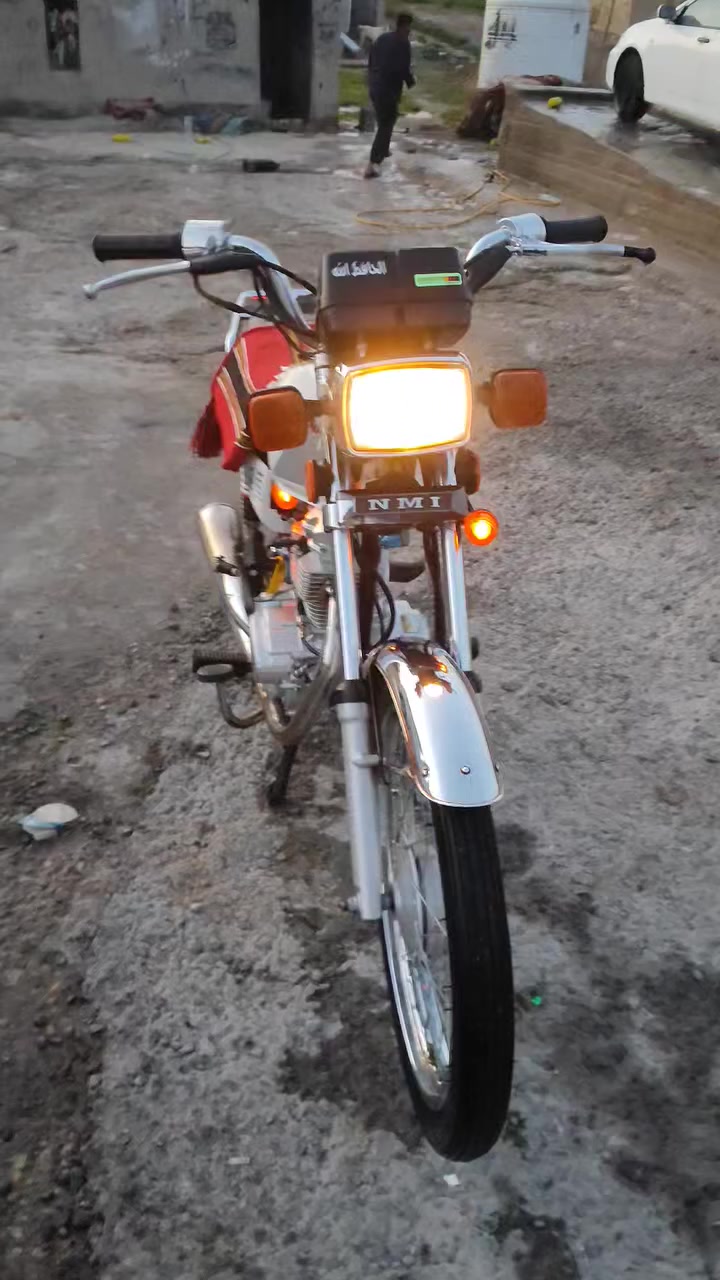 دراجه للبيع نامه اوراق اصوليه برغي ما مفتوح السعر 1 أو 200 قفل


**إذا كنت صاحب هذا الإعلان وتريد حذفه لأي سبب، رجاءا أرسل رسالة إلى الدعم الفني**