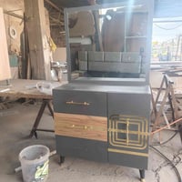 غرفة نوم تركي  كنتور 6 ابواب وزاويه 2 باب  ميز تواليت  جربايه وياه ملح...