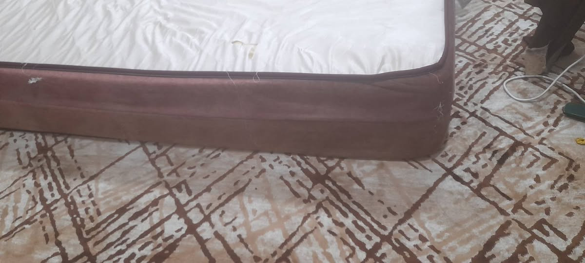دوشك اسفنج  نفرين نوعيه سوبر  نظافه ٨٠بالميه الارتفاع ٣٠ الطول ٢٠٠ والعرض ١٨٠ ماركه السعر ب٧٥ الف وبيه مجال


**إذا كنت صاحب هذا الإعلان وتريد حذفه لأي سبب، رجاءا أرسل رسالة إلى الدعم الفني**