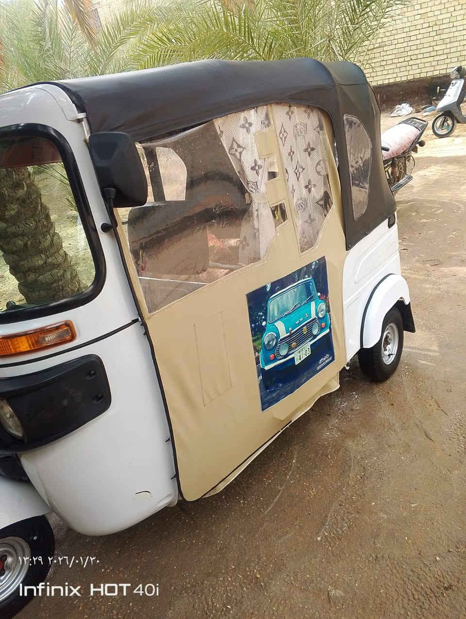 سلام عليكم تكتك للبيع 2022بسمي رقم وسنويه مكاني كربلاء ***********
