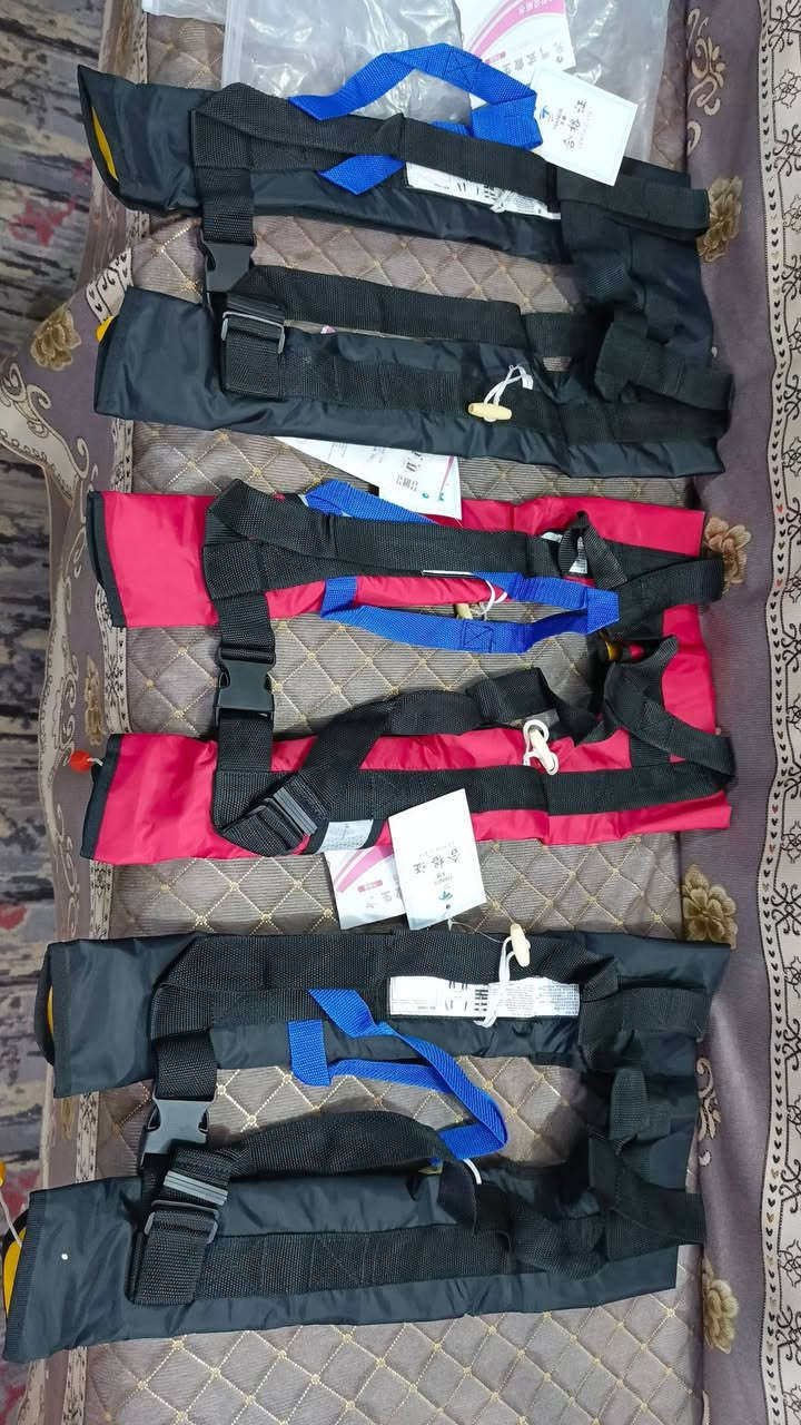 شباب ٣ قطع مرتبات ماركة يخبلن الي يفيدنه انطيني سعر يرضي الله وأخذهم بالعافية


**إذا كنت صاحب هذا الإعلان وتريد حذفه لأي سبب، رجاءا أرسل رسالة إلى الدعم الفني**