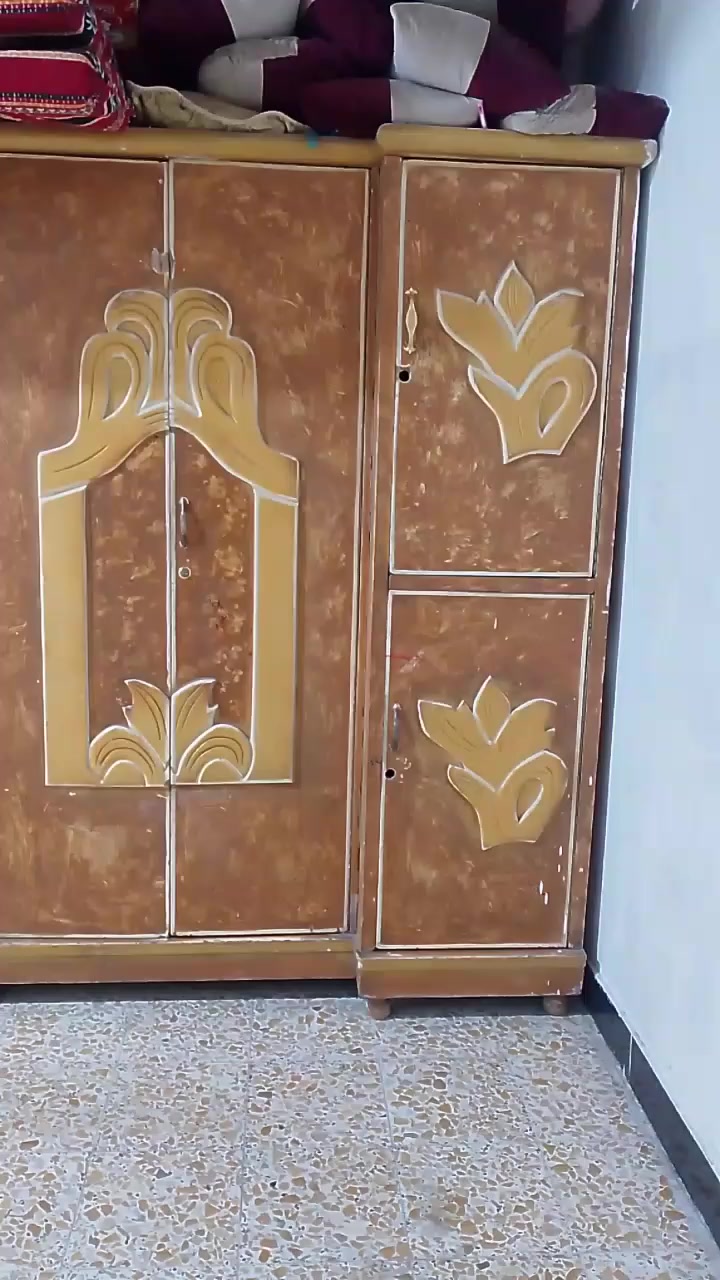 قيم وخذه بس بل يرضي الله كنتور بلوك نضيف وقوي خشبه مثل الصاج  مكانه حي الشرطه مقابيل


**إذا كنت صاحب هذا الإعلان وتريد حذفه لأي سبب، رجاءا أرسل رسالة إلى الدعم الفني**