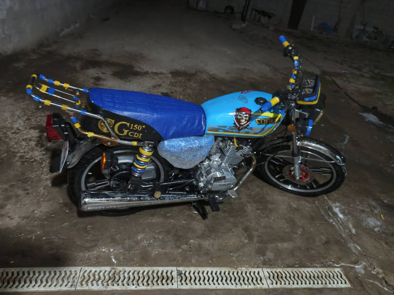 دراجه موديل 23 سعر مناسب تخبل***********
