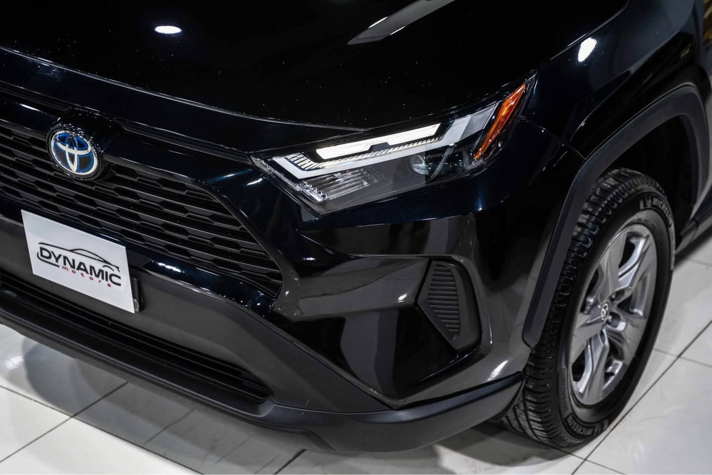 2024 TOYOTA RAV4, HYBRID XLE 🔥🔥
سعر بلاش 228$🔥🔥🔥

موديل: 2024
‎عدد الأميال : 65,000ميل
وارد : امريكي
الون :  اسود
الون داخل ؛ اسود
‏‎سلندر :  4 سلندر
‎مواصفات/  XLT
صبغ : جامرلغ وحدة بدون داخل
‏‎ارباك :  كل سليم 
سيارة رقم موقط دخول جديد
مكان اربيل قريب شارع شورش معرض داييناميك موتورز 
من 10 صباح الي 10 ليل مفتوع
من المعلومات سعر  الرجاء التصل علي وتس اب
                                                                                 ***********

** *** *** *** *** *** *** ***

2024 TOYOTA RAV4, HYBRID XLE 🔥🔥

موديل : 2024
‎ماوەی ڕۆیشتن : 65,000ميل
هاوردةي : امريكي
‏‎پستۆن : 4 سلندر
رةنگ: رةش
رةنگي ناوي : رةش
‎موسفات/ XLT
بوياغ: 1 پارجة بي ژوري 
ارباك :  هيج نةتةقيوة
ژمارة كاتي
ناونيشان هةولير نزيك جادةي شورش پيشنگاي دايناميك موتورز لة 10 بةياني تا 10 شةو كراوةية..

‎بو زانياري زياتر و سعر  پةيوةندي بكةن بة وتس اب

*********** أربيل, العراق
