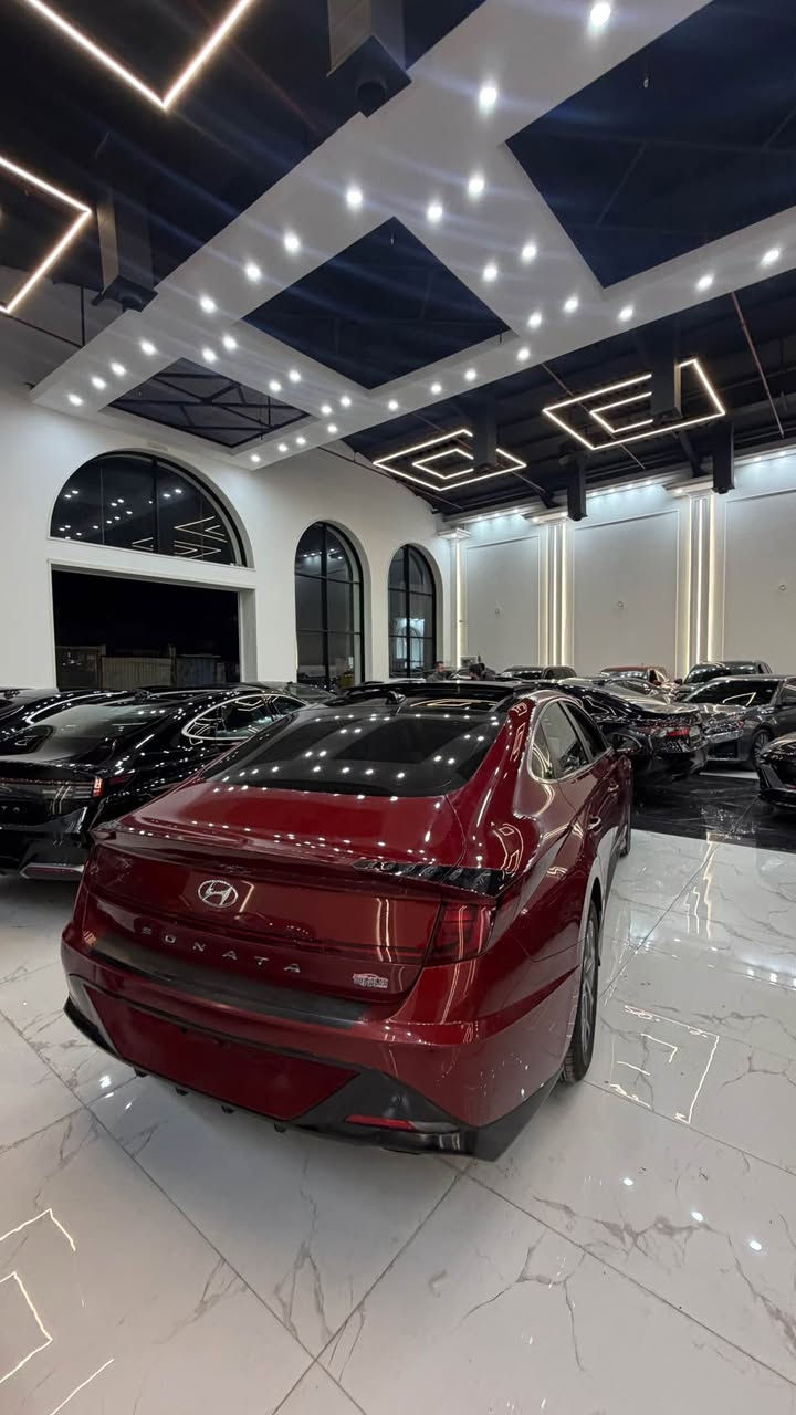 سوناتا 2023
مواصفات sel
فول بانوراما 
سياره بدون صبخ 
بيها ملاحضتين بارد
خشم بنيد وحافه جملغ 
سعر158
عنوان اربيل
***********
كاتي يترقم شمالي اكر, نينوى
