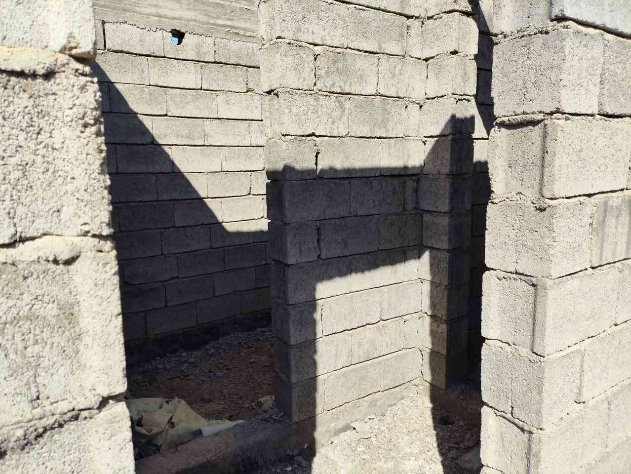 هيكل للبيع مساحتة ٣٠٠ متر طابوملك في الخالص اللكمانية قرب ملعب السادة النعيم يوجد كافة الخدمات الاتصال على الارقام ***********. ***********
