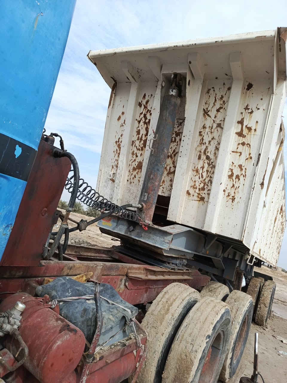 البي للبيع موديل 75 مكينه 10 كير 112برميل مجموعه جي اف رقم تحويل مباشر رقمها انبار العربانه أوربي تخم تاير مامشتغل  شاصي مكفول جك الماني للاستفسار ***********..***********مكاني نجف بحر النجف
