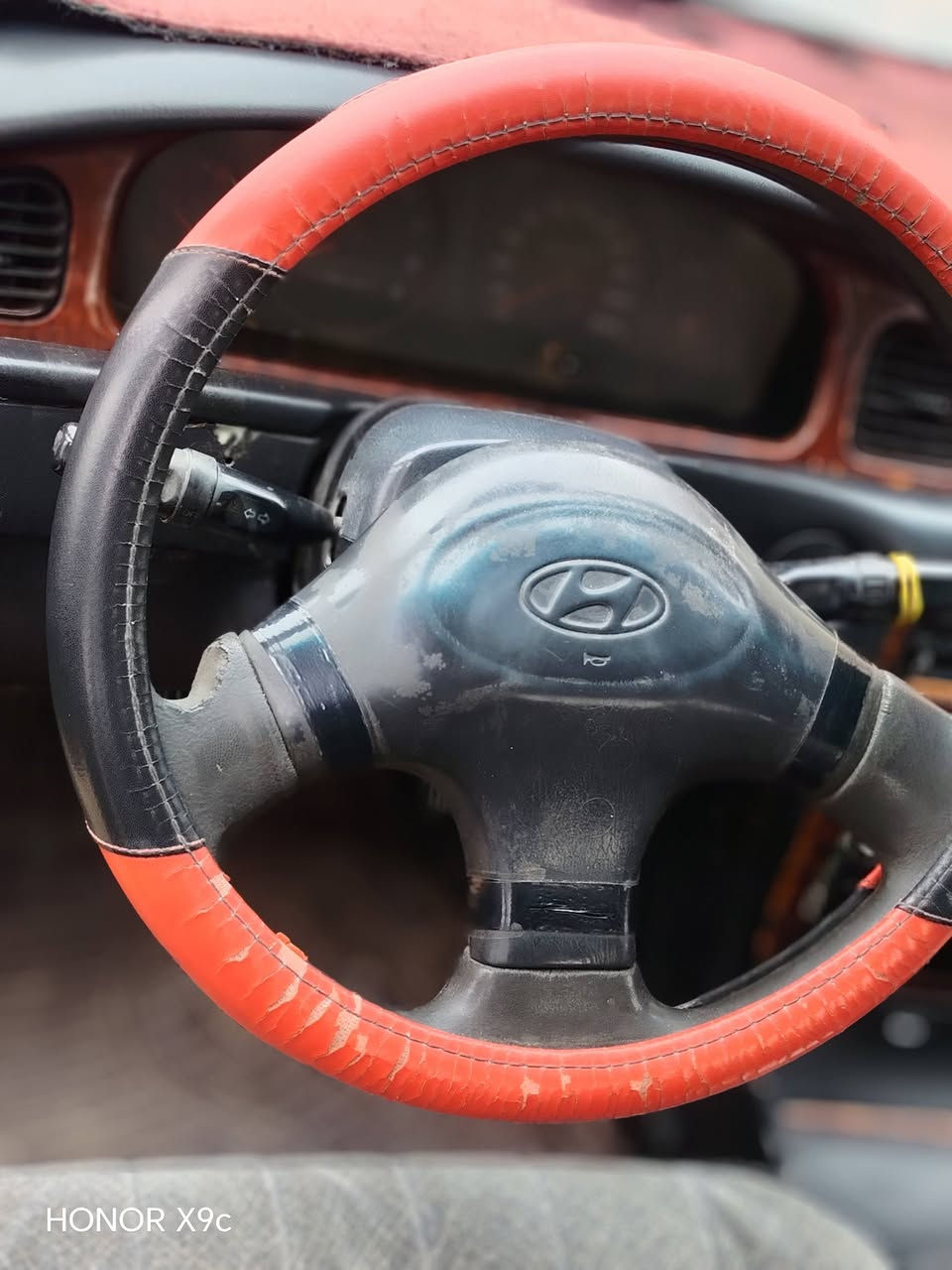 سوناتا 2 95 للبيع گير ومكينه مكفوله وصدر خلفي وامامي نضيف گير أوتو سنويه نهاية 26 رقم صلاح الدين السعر38 بيها مجال قليل ***********
