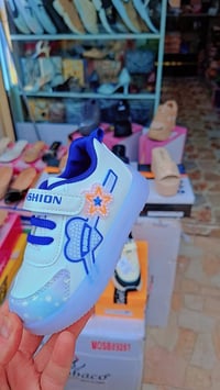 ملابس أطفال • مقاس ٢٠-٢٥