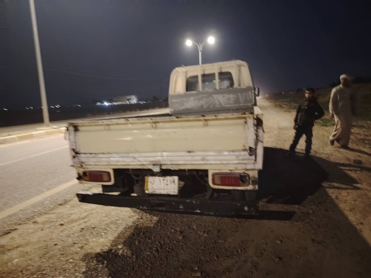 للبيع كياام عيون 2002السعر48 العنوان صلاح الدين بلد رقم التليفون ***********
