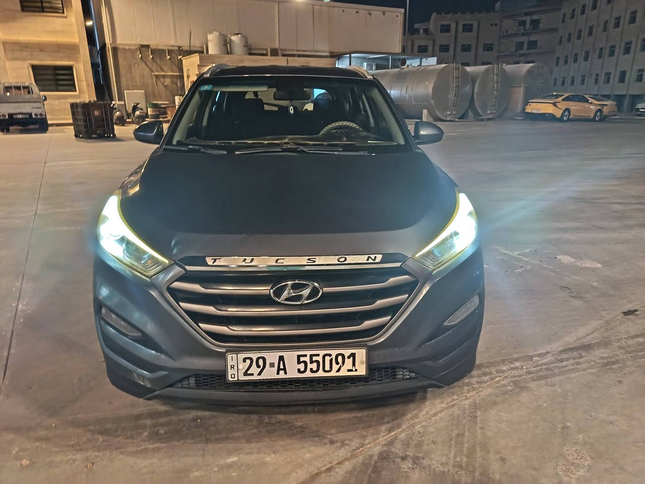 للمراوس شعندك نزل
السيارة ضررها بس قبق الجنطة مرجع مثل ما هو بدون صبغ وبدون دواخل وهذا رقمي للأستفسار ***********
