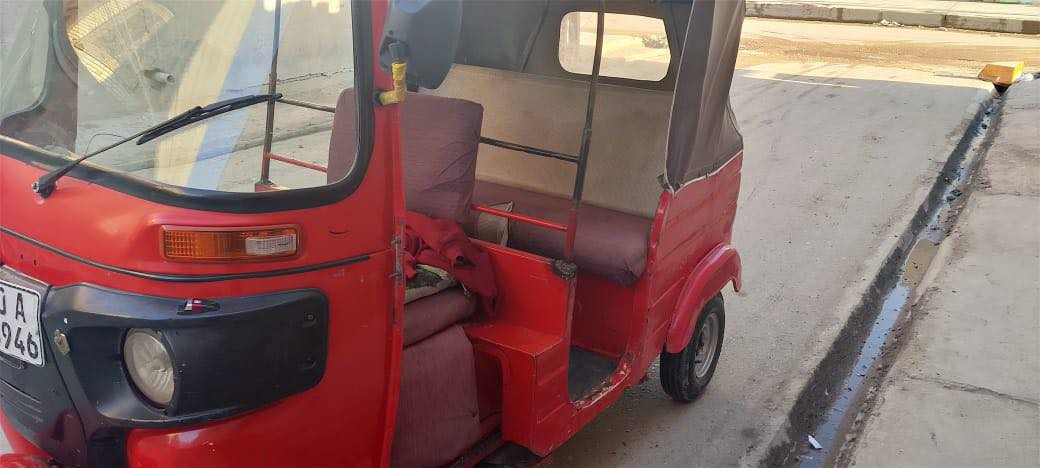 السلام عليكم تكتك 2017رقم نكليزي  وسنويه  بسمي تحويل ثاني يوم  مكينه عشرين تكتك خير من الله شغل وطلع بيها مال جناي على باب الله 3900 ومبيها ومجال للطيبين رقم فقط *********** مكاني بغداد المعامل الباويه
