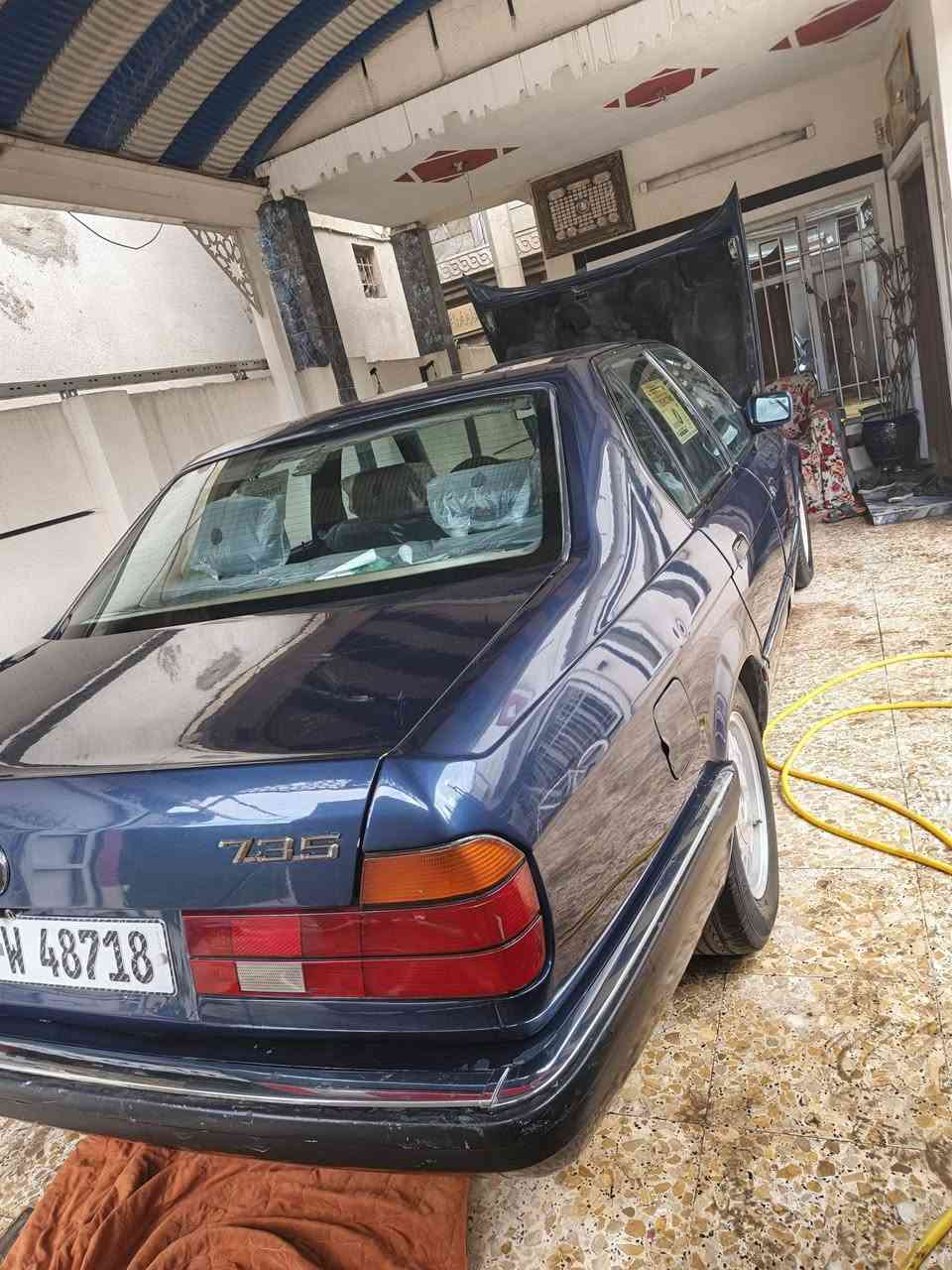 السلام عليكم
سياره بي إم دبليو 735 

السياره جديده ترايك وين متريد 

منظومة تبريد جديده أصلي 

فتحه شغاله 

سعر 55 قابل للتفاوض
الرقم ***********
