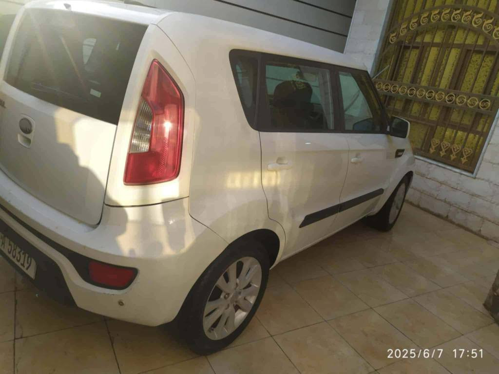 كيا صول موديل ١٣ رقم بابل بسمي 
وراد امريكي حادثها بس بارد فقط ب البنيد 
الباقي مكفوله كفاله عامه من كلشي 
مكينه 1600 مامفتوحه شرط السونار
كير مامفتوح 
حددايه جديده 
تبريد 
السياره جاهزه 
من كلشي حلة, بابل


**إذا كنت صاحب هذا الإعلان وتريد حذفه لأي سبب، رجاءا أرسل رسالة إلى الدعم الفني**