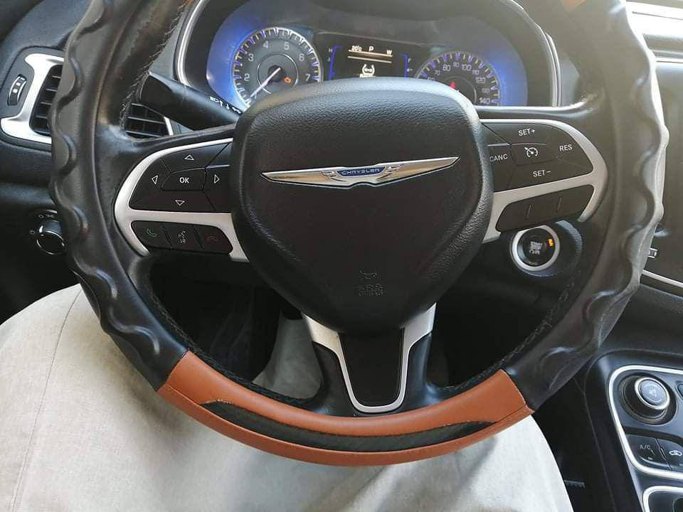 السلام عليكم
ا

السعر 110 //وبيه مجال 

c200

لبيع فول مواصفات ماعده الفتحه 
تحكمات استيرن وشاشه صغيره
كشن كهربائي تبريد ثلج وتدفئه
مكينه وكير خير من الله لاتنقيص ولاتبخير
حادثه بمريكه نفس ماموضح بل صور بس بنيد
وبل عراق جاملغ خلف السايق صبغ بس الدور مو شي قليل

***********
