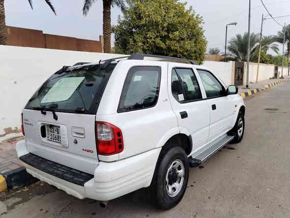 ازوزه ٢٠٠١ نظيفة بس شغل واطلع رقم اربيل بسمي تريد وكالة او تحويل مداور ثاني يوم مكان الانبار الحبانية سعر ٦٠ ورقه
***********
***********
