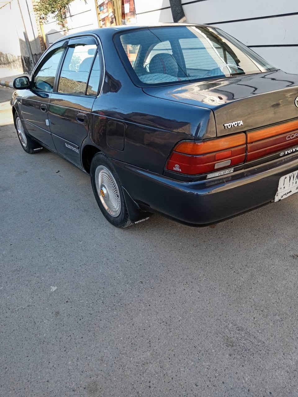 كورلا للبيع موديل ٩٣ رقم بغداد سنويه لل٢٨ تحويل مباشر مكينه كير نضاف مصبوغه عام بدون ضربه سياره جاهزه كهربائيات صدر باور مشط غرفتها نضيفه *********** مكانها واسط
