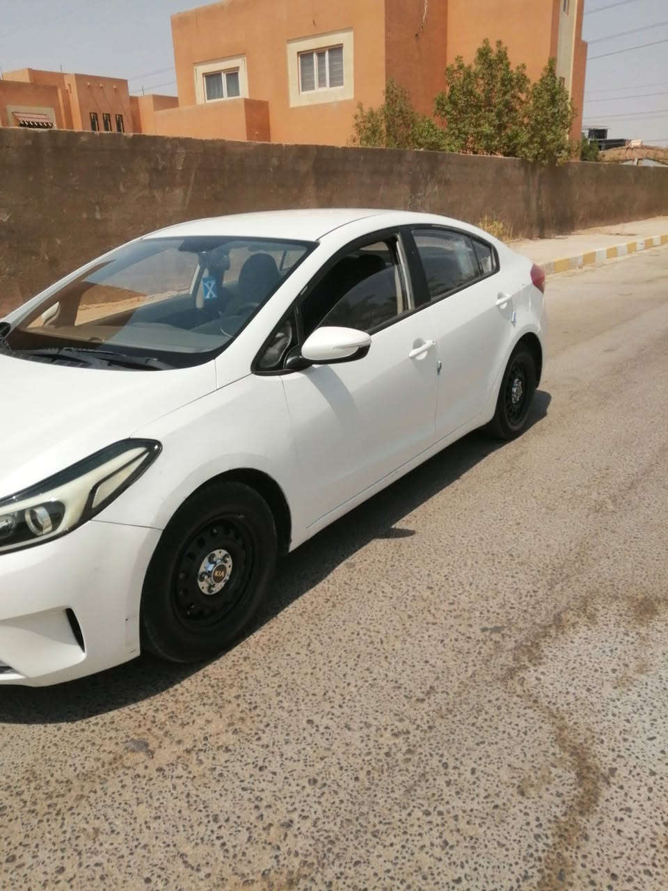 سيراتو 17 مكفوله فقط بارد موضح بسونار رقم اربيل سنويه صاقطه لسعر 122 مكاني نجف ***********
