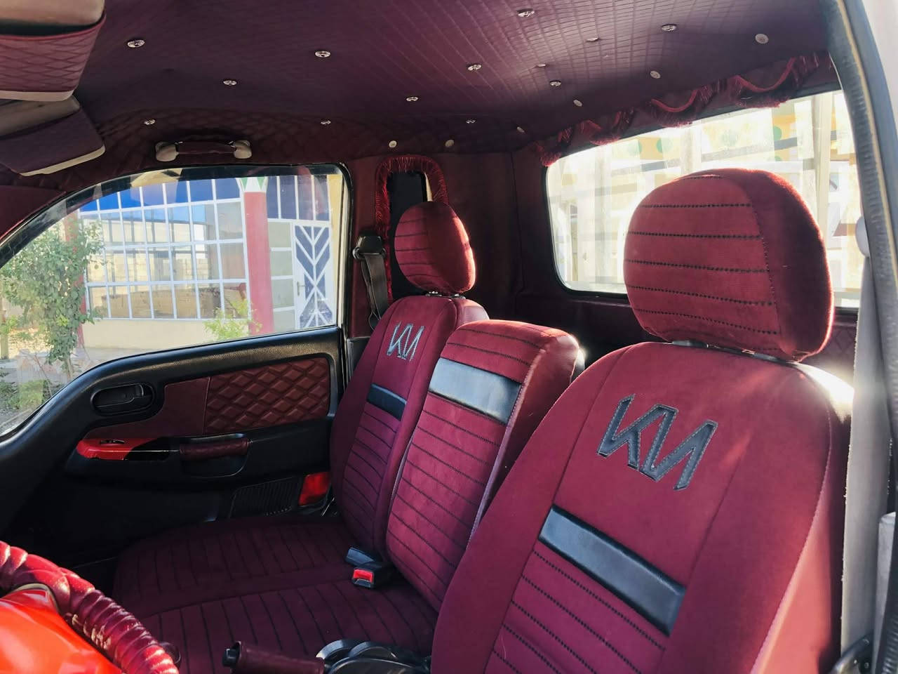 يوجد كيه منغولي
موديل 2006 محدث
رقم دولي شرط الوكاله والتحويل
كهربائيات كلها شغاله تواير جدد ماسحات شغاله
غرفتها نضيفه مواصفات فول
سيارة جاهزه شغل وطلع
كامره شاشه سنويه لنهايه ال27 سياره ما تحط عليها ربع دينار المكان القياره قرية اجحلة للاستفسار الاتصال على الرقم *********** ويرهم مراوس بكيه أحدث
