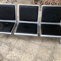 مسطبات مستخدمة • كراسي • للبيع بالوحدة