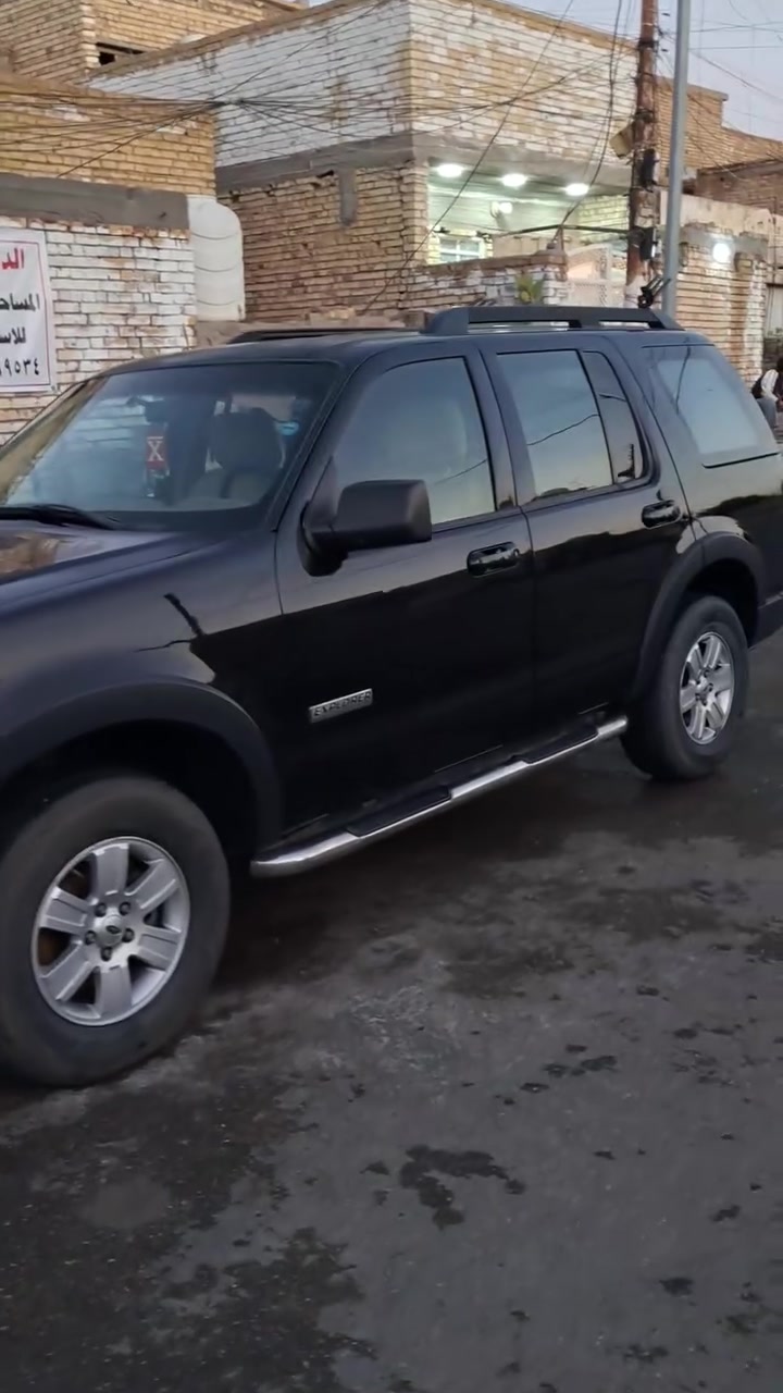 فورد اكسبلورر 2007 مكفوله   لا صبغ ولا ضربه محرك كير خير من الله  تبريد ثلج   ٥ راكب  قطعتين تبريد   بسمي تحويل ثاني يوم *********** بغداد الحسينيه
