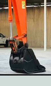 السلام عليكم كيلة متر يابانية أصل
ما مشتغلة بل عراق شي قليل جديدة جدا جدا 
العنوان الديوانيه بيع مستعجل الشراي يتصل 
‏‪***********‬‏
