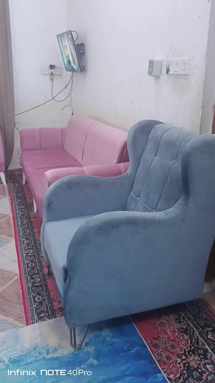 تخم تزكام شهرين لاسوكي ولا جاهز جديد خمس قطع عشر نفرات مكاني ناحية الصلاحيه شاميه وعندي توصيل للنجف اذا مو احله من الصوره مرجوع 325مسكمته 950الي يرغب بالشراء يتصل على الرقم ***********
