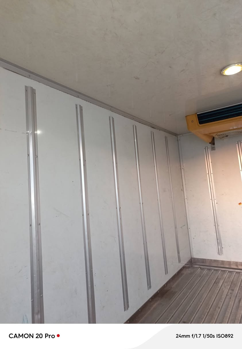 سلام عليكم كيه براد للبيع موديل 2007 مكفولة كفالة عامه سياره جديده عله بلاد مكينه و كير حاويه رقم بغداد نكليزي تبريد ثلج تجميد لوك سعر ب 110 اتصل ***********
