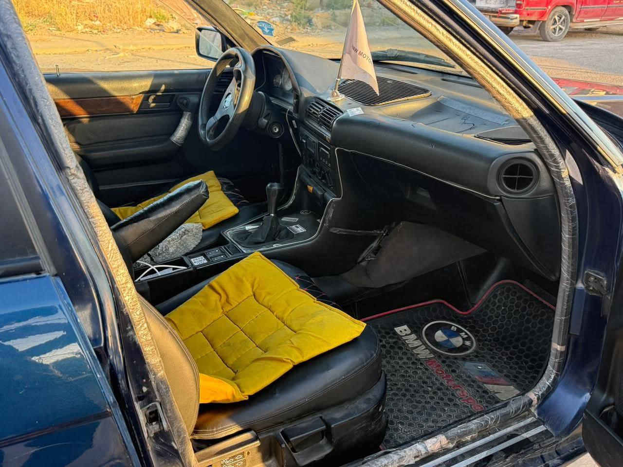 BMW 525 | 1991
بۆفرۆشتن .  ئاڕم پلاستیک سلێمانی  بەشەرتی غەرامە
بیلاد 525 گێڕ تۆماتیک بوو ە تەنها کراوە بەعادی 
بێدەعموو لێدراو  هەمووگیانی بەشەرت  عام بۆ جوانی 
سەرمان مەیشێنە لەگەڵ ڕێزما موشتەریت بێرە سەیریکە 
37 مەجال   ناونیشان تەکیە 
*********** 
*********** شمشمل, السليمانية

