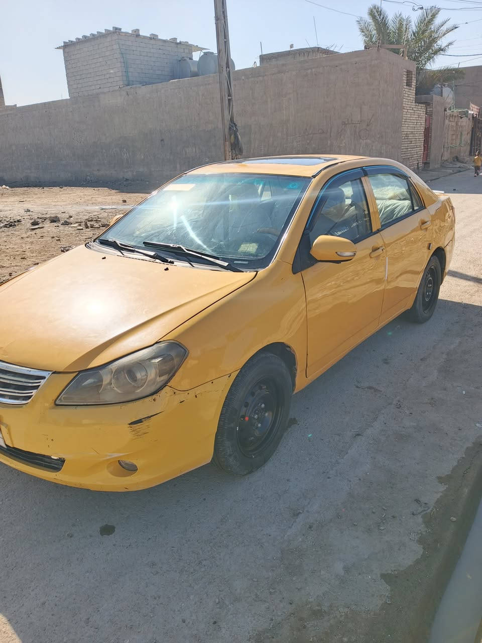 بي واي دي 2011مصفره هيئه وغرامات شرط التحويل
بيها مكانات صبغ جاملغ خلفي بي ضربه خفيفه مصبوغ
وبيها مكانات صبغ ابيع سياره مصبوغه حزام 
كير مكينه خير من الله كورلا ياباني
صدر جديد 
تايرات جدد
رقم بغداد 
السعر 39 بيها مجال قليل مكان بغداد ***********
